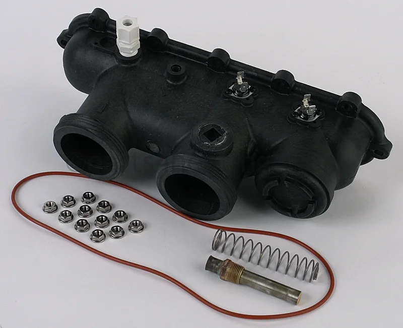 Raypak006827FInlet/Outlet Header Complete