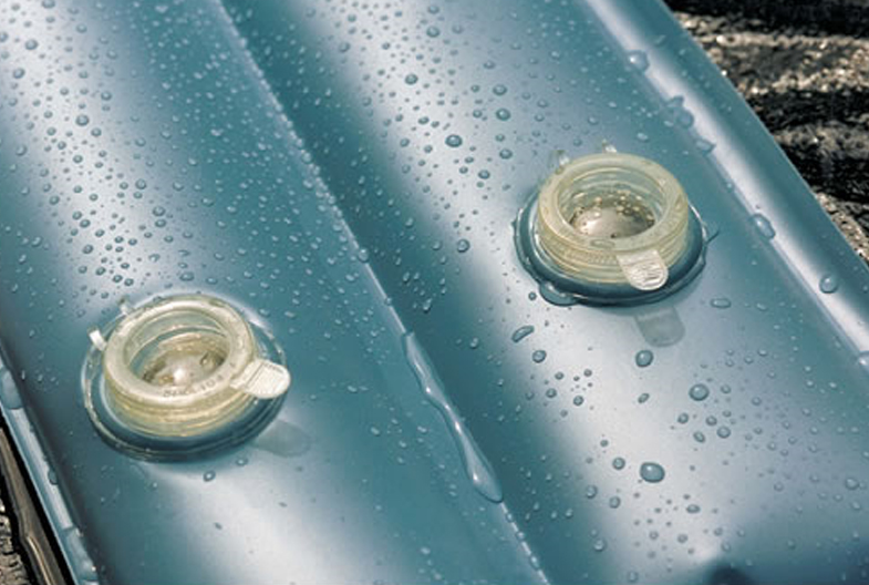 GLI Standard Duty 10' Double Chamber Water Tube, Blue for In Ground Winter Covers, 500010WTDBLU